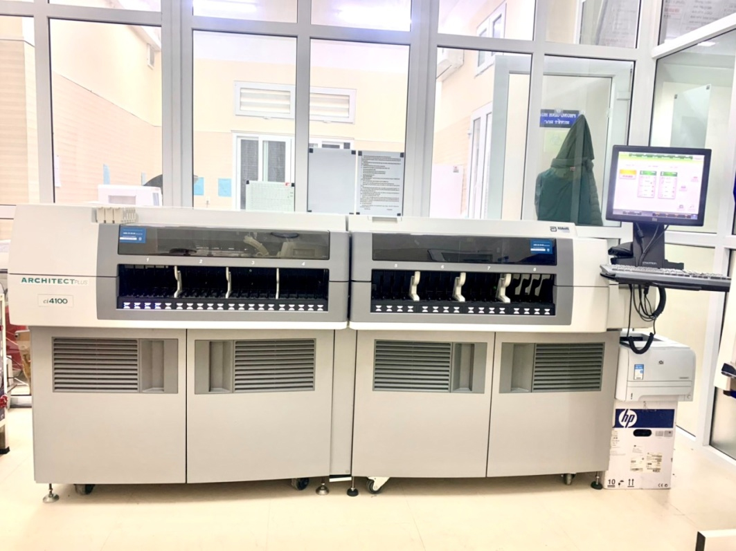 Hệ thống máy xét nghiệm Sinh hóa- Miễn dịch-Vi sinh Architect ci4100 của hãng Abbott diagnotics, Mỹ